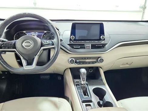 Used 2019 Nissan Altima 2.5 SV image 23