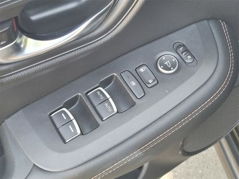 Used 2023 Honda HR-V Sport image 16