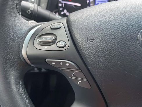 Used 2015 INFINITI Q70 3.7 image 20