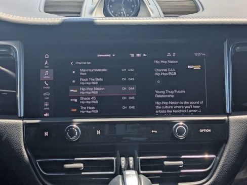 Used 2024 Porsche Macan S AWD/4WD image 19
