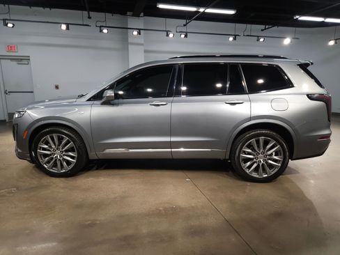 Used 2020 Cadillac XT6 Sport w/ Platinum Package image 4