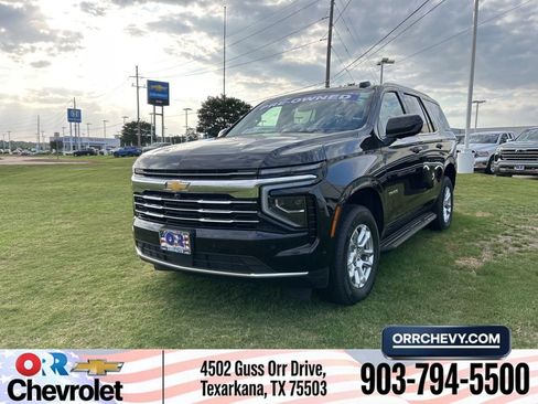 Used 2025 Chevrolet Tahoe LT AWD/4WD image 1