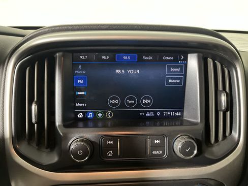 Used 2022 Chevrolet Colorado LT w/ Fleet Safety Package RWD image 18