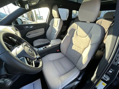 New 2026 Volvo XC60 B5 Plus w/ Climate Package image 15