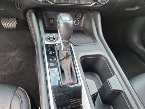 Used 2024 Nissan Sentra SR w/ SR Premium Package FWD image 23