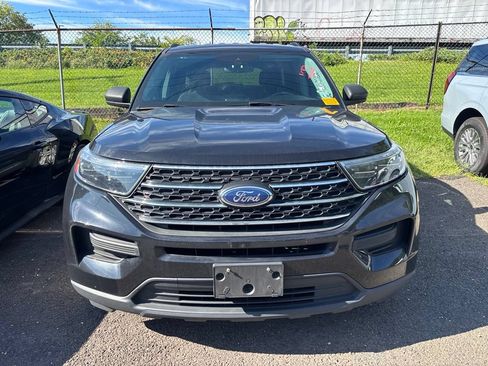 Used 2023 Ford Explorer XLT w/ Class IV Trailer Tow Package AWD/4WD image 1