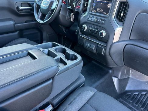 Used 2023 GMC Sierra 1500 Pro w/ Convenience Package image 11