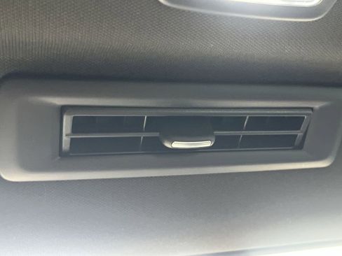 Used 2023 Cadillac Escalade Premium Luxury image 14