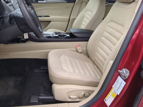 Used 2014 Ford Fusion SE image 15