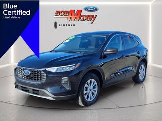 Used 2023 Ford Escape Active AWD/4WD video 1