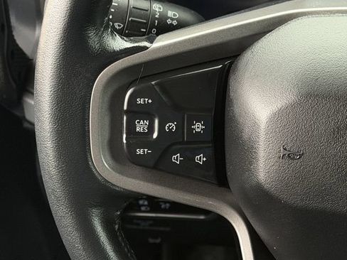 Used 2024 Ford Bronco Big Bend image 14