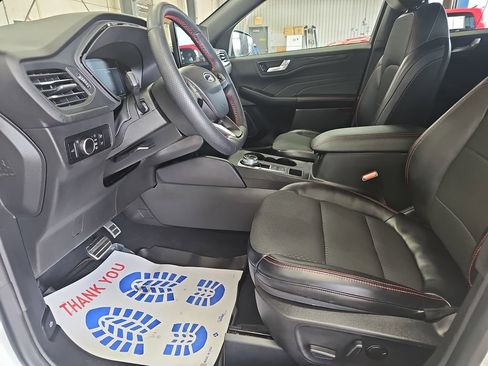 Used 2023 Ford Escape ST-Line w/ Tech Pack #1 FWD image 15
