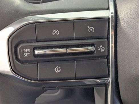 Certified 2025 GMC Yukon Denali image 16