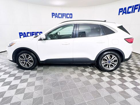 Certified 2022 Ford Escape SEL w/ Technology Package image 5