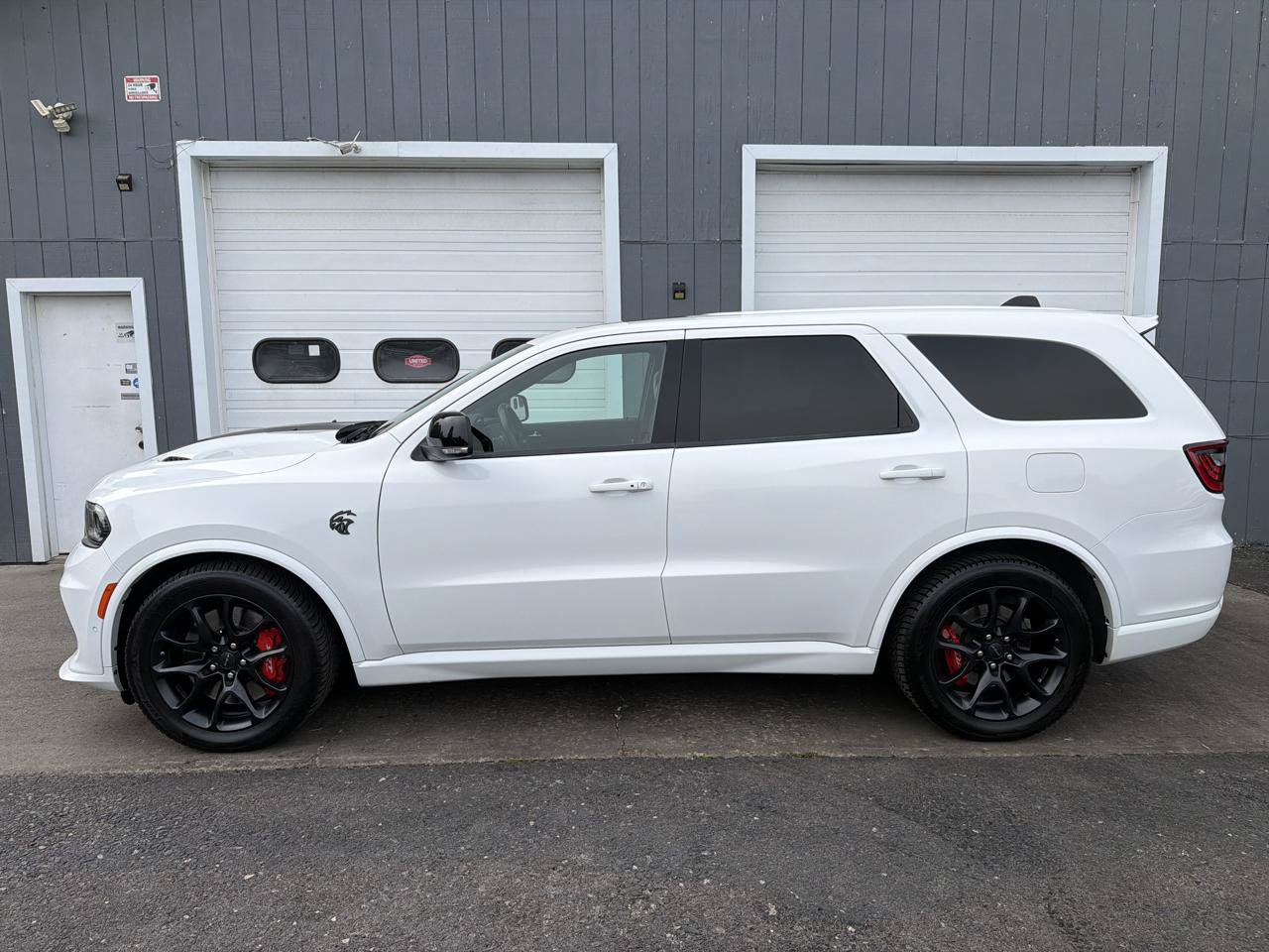 Used 2023 Dodge Durango SRT Hellcat AWD/4WD image 7