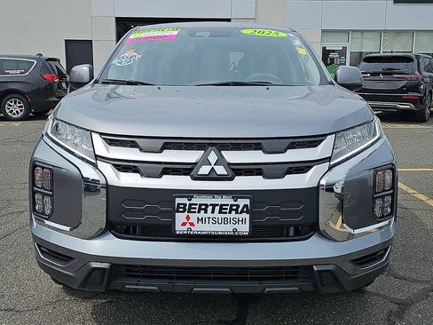 Used 2025 Mitsubishi Outlander Sport ES AWD/4WD image 2