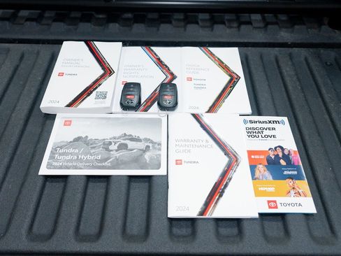 Used 2024 Toyota Tundra Limited image 74
