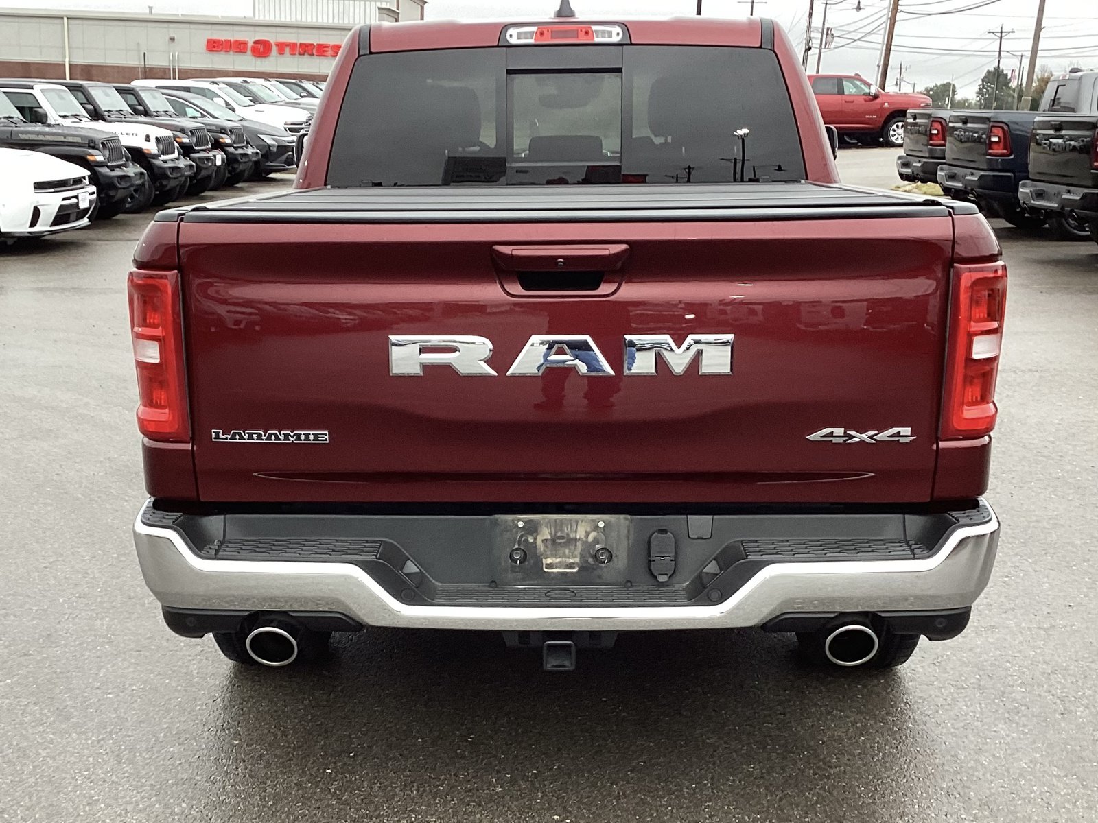 Used 2025 RAM 1500 Laramie AWD/4WD image 6