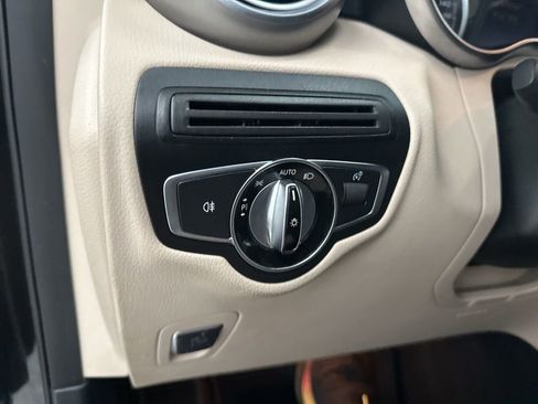 Used 2017 Mercedes-Benz GLC 300 image 17