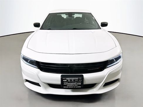 Used 2023 Dodge Charger SXT image 2