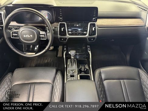 Used 2022 Kia Sorento SX Prestige AWD/4WD image 44