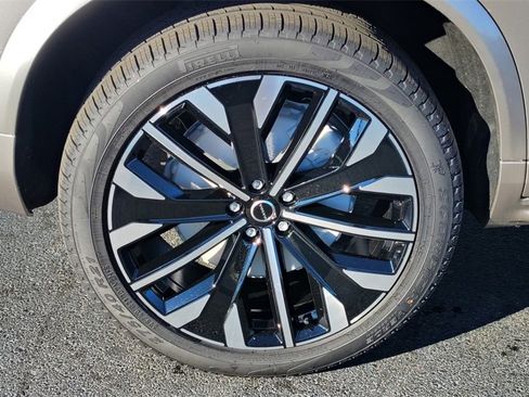 New 2026 Volvo XC90 B6 Ultra image 35