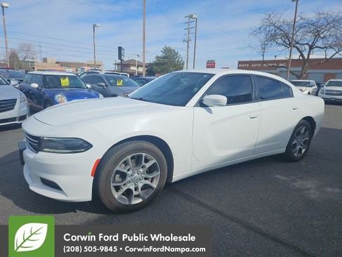 Used 2016 Dodge Charger SE w/ Popular Equipment Group image 7