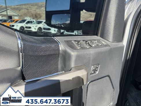 Used 2022 Ford F350 Platinum image 9