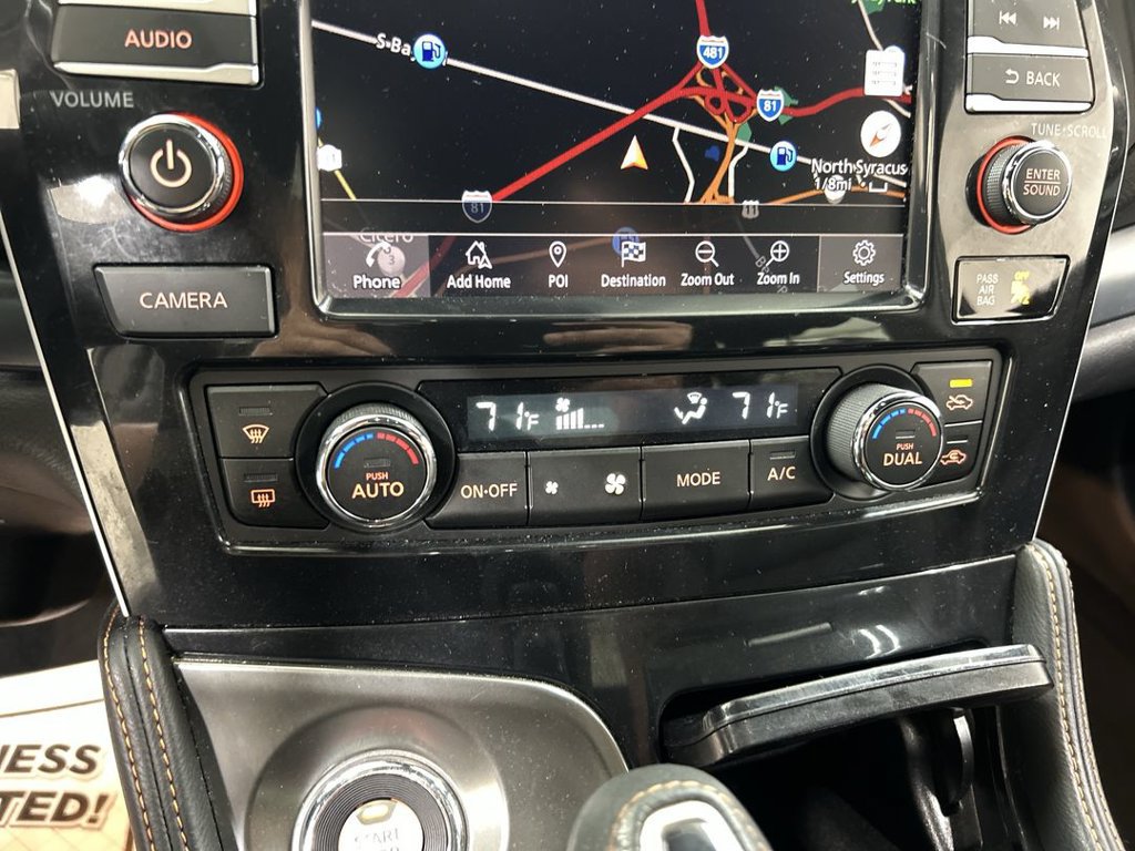 Used 2020 Nissan Maxima SR w/ Sport Mat Group FWD image 17
