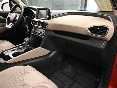 Used 2019 Hyundai Santa Fe SE image 41