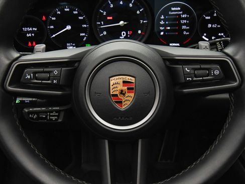 Used 2022 Porsche 911 Targa 4S image 35