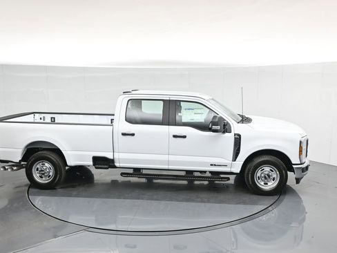New 2026 Ford F350 XL w/ XL Chrome Package RWD image 55