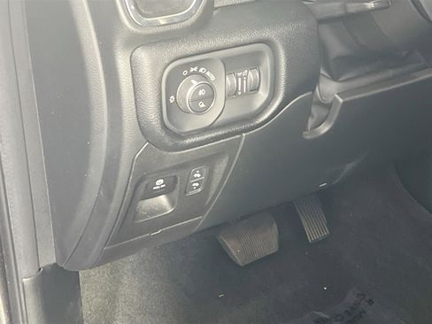 Used 2022 RAM 1500 Laramie image 10