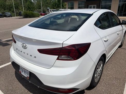 Used 2020 Hyundai Elantra SE w/ Cargo Package (C1) FWD image 7