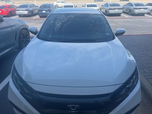 Used 2019 Honda Civic Sport image 2