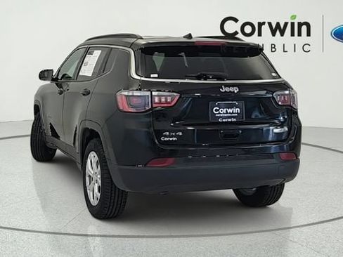 Used 2024 Jeep Compass Latitude AWD/4WD image 4