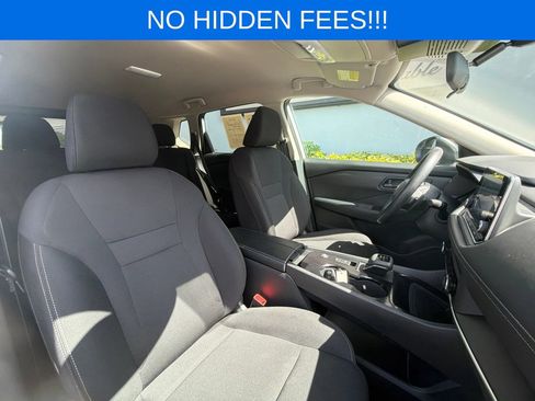 Used 2025 Nissan Rogue S FWD image 21