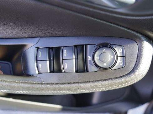 Used 2024 Buick Encore GX Sport Touring image 25