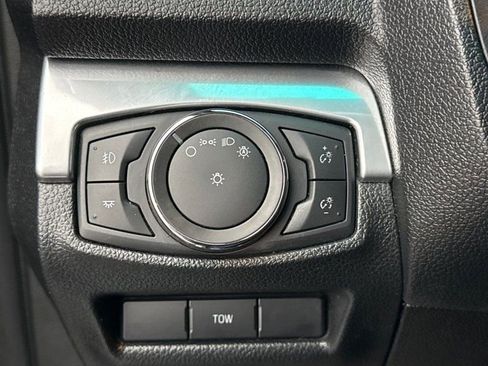 Used 2016 Ford Explorer Sport image 32
