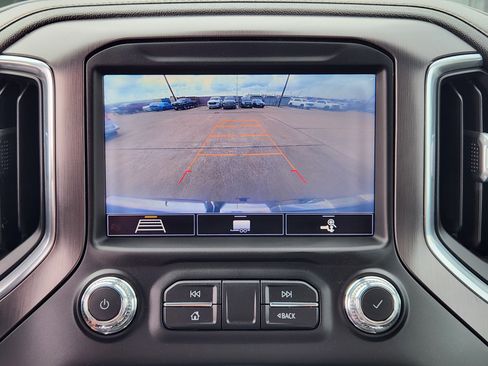 Certified 2020 GMC Sierra 1500 AT4 w/ Driver Alert Package II AWD/4WD image 18