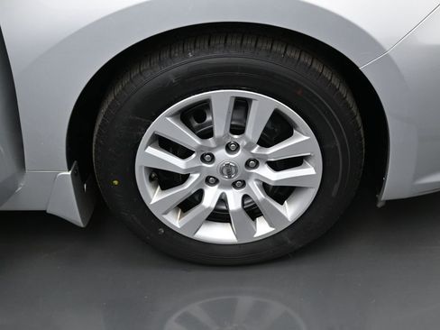 Used 2018 Nissan Altima 2.5 S w/ S Convenience Package image 34