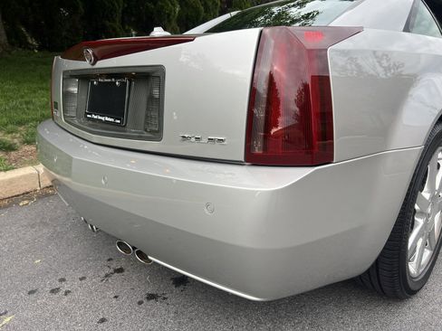 Used 2004 Cadillac XLR RWD image 70