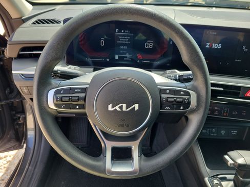 Used 2025 Kia K5 LXS image 23