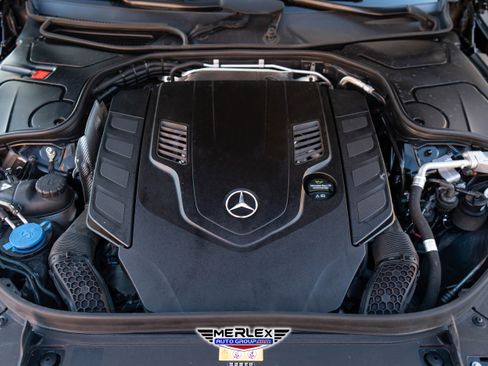 Used 2019 Mercedes-Benz S 560 4MATIC Sedan image 54