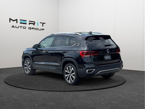 Used 2022 Volkswagen Taos SE image 7