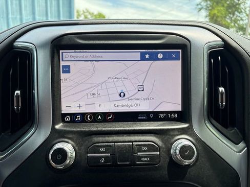Used 2019 GMC Sierra 1500 SLT w/ SLT Premium Plus Package AWD/4WD image 14