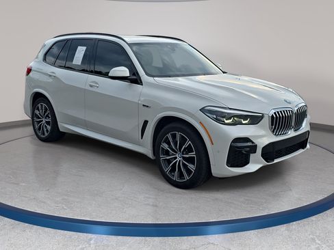 Used 2023 BMW X5 xDrive45e w/ M Sport Package AWD/4WD image 3