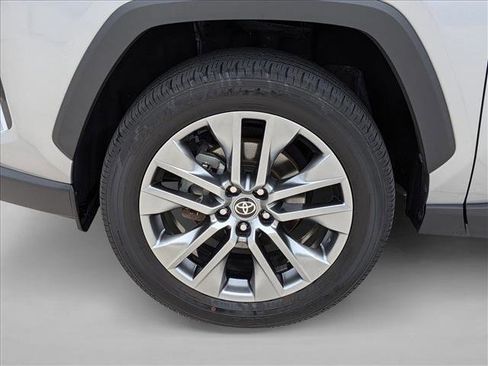 Certified 2023 Toyota RAV4 XLE Premium image 23