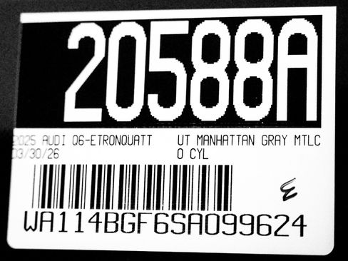 New 2025 Audi Q6 e-tron Premium image 25