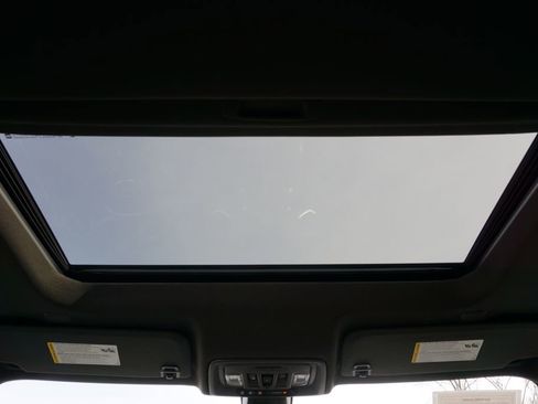 Used 2020 GMC Sierra 1500 SLT w/ SLT Premium Plus Package image 15